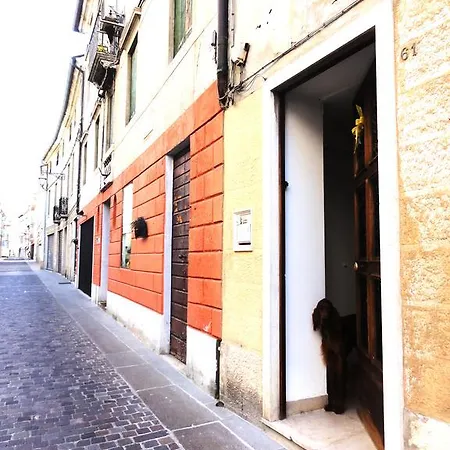 Via Museo Bed and Breakfast