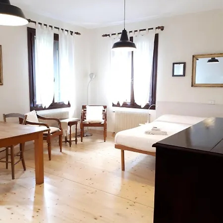 Via Museo Bed and Breakfast