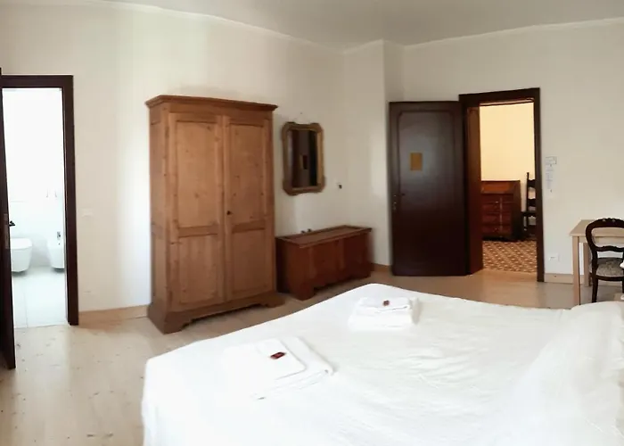 Via Museo Bed & Breakfast 3*